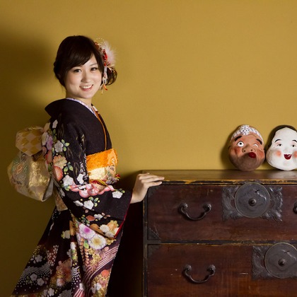 スマイルハンターが出張撮影した家族写真(キッズ,ベビーフォト)などが写った「成人式フォト」の家族写真