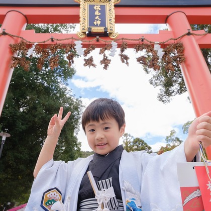 高夏写真店が出張撮影した記念写真, 家族写真, 七五三衣装などが写った「七五三の撮影」の家族写真