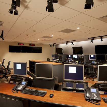 富岡敦が撮影したウェディングや家族、ビジネスの写真