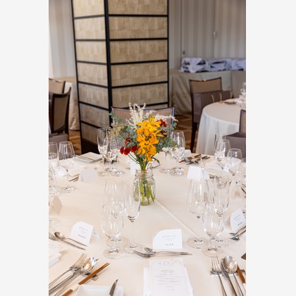 Photo of Flower decorations for the reception hall taken by UCHIUMI Toshihiko.