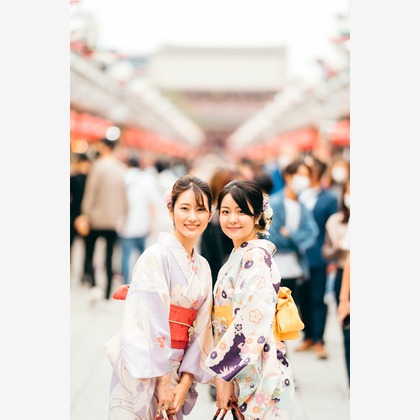 モーメンツが出張撮影したプーシキン美術館, 千草寺, 浅草寺などが写った「浅草散策」の家族写真