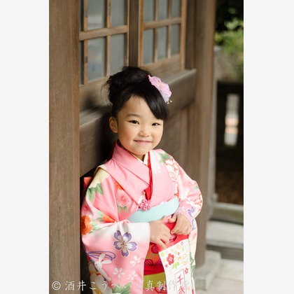 酒井こうへい写真製作所が出張撮影した入学式, 肌, 桜が写ったエンゲージメントフォトの写真