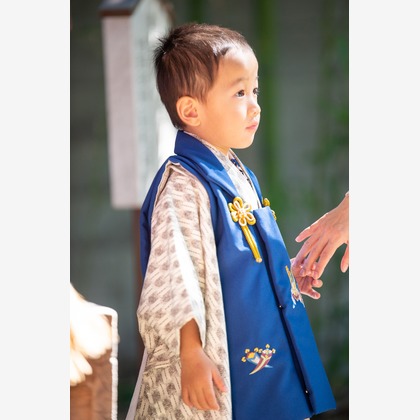 Takushi Yamamoto Photo Officeが出張撮影した「ポートレート」の家族写真