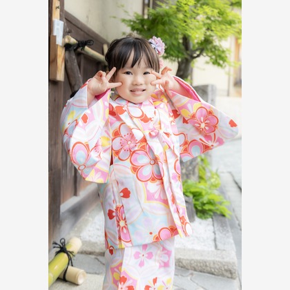 大阪フォトファクトリーが出張撮影した「七五三/子ども着物」の家族写真