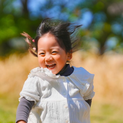 秋山諒輔が撮影したウェディングや家族、ビジネスの写真