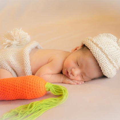 この写真は、出張撮影(家族写真(キッズ,ベビーフォト))のアルバム「ニューボーンフォト」にある写真の1枚で、家族写真(キッズ,ベビーフォト)などが写っています。<br>「ニューボーンフォト」では他にも:albumPhotoCount枚の家族写真を見ることができます。撮影者はまんまるフォトです。カメラマンのプロフィールページで、家族写真(キッズ,ベビーフォト)撮影の口コミやおすすめコメントを見ることができます。