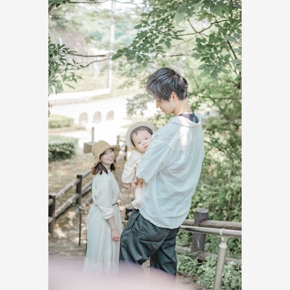チャミーフォトグラフィーが撮影した家族写真の出張撮影の写真