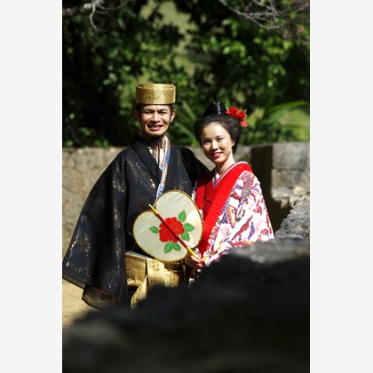 琉球幻想写真ウェディングフォト沖縄が撮影したウェディングや家族、ビジネスの写真