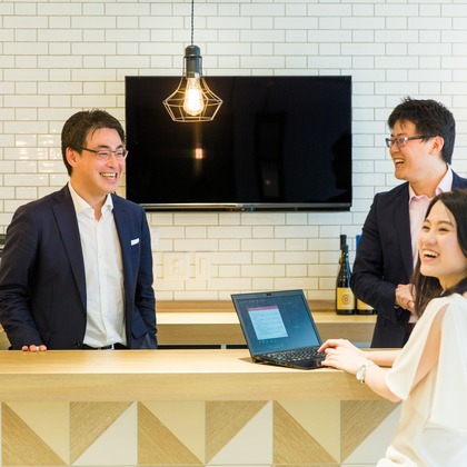 Nobuhiro Toyaが撮影したウェディングや家族、ビジネスの写真