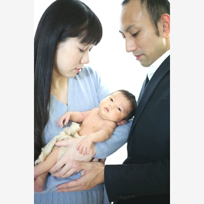 出張撮影HUG TIMEが撮影したニューボーンフォトの写真