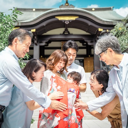 この写真は、出張撮影(家族写真(キッズ,ベビーフォト))のアルバム「ファミリー」にある写真の1枚で、家族写真(キッズ,ベビーフォト)などが写っています。<br>「ファミリー」では他にも:albumPhotoCount枚の家族写真を見ることができます。撮影者はYossyです。カメラマンのプロフィールページで、家族写真(キッズ,ベビーフォト)撮影の口コミやおすすめコメントを見ることができます。