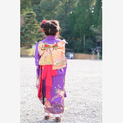 高夏写真店が出張撮影した「七五三の撮影」の家族写真