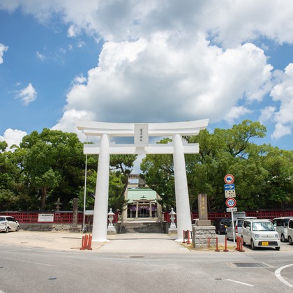 竹部 祐樹が出張撮影した誕生, 慰め, パーティーなどが写った「お宮参り＠唐津神社」の家族写真