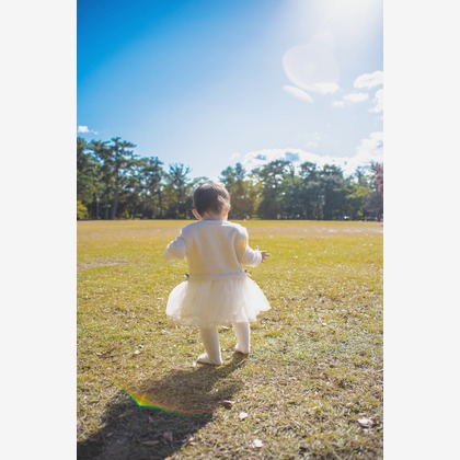 AXiS Photo Service 伊神 菜穂子が出張撮影したグレー, 虹彩, 赤ちゃん・幼児服が写った家族写真の出張撮影の写真