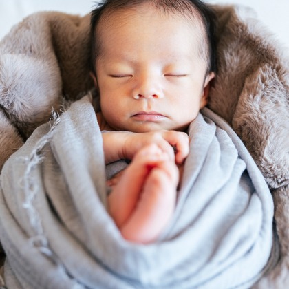 シコロハルナが撮影したニューボーンフォト/家族写真の出張撮影の写真