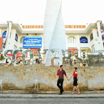 Yoshihisa Shinji Photography（進士 嘉久）	が撮影したウェディングや家族、ビジネスの写真