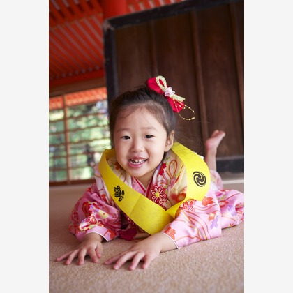 Bernard Lykesが出張撮影した赤ちゃん・幼児服, 自然の中の人々, 子供たちが写った七五三フォトの写真