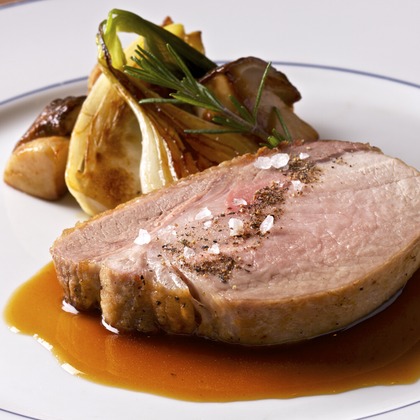 クマが撮影したウェディングや家族、ビジネスの写真