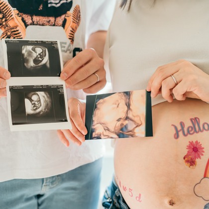 Photo Design CRIEが出張撮影した「マタニティ・ニューボーン」の家族写真