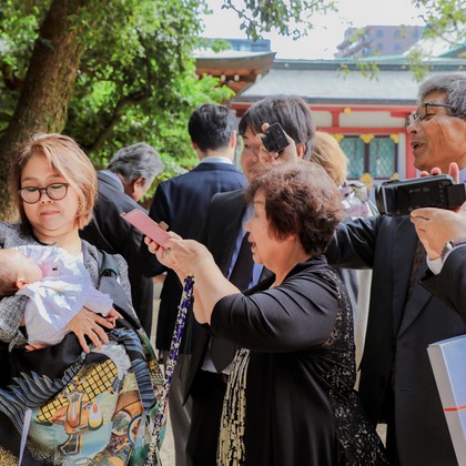 r.n.m Photolifeが撮影した家族写真の出張撮影/お宮参りの写真