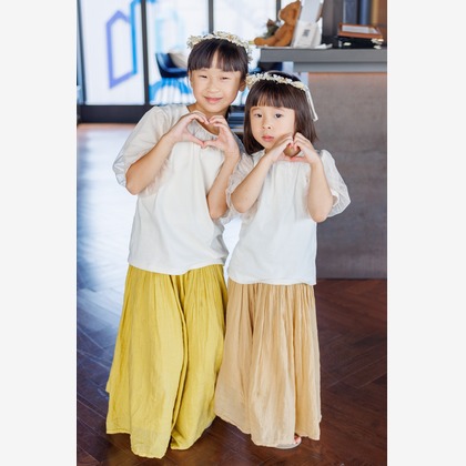 ちずカメラが出張撮影したワンピース, 荷物とバッグ, 赤ちゃん・幼児服などが写った「子供達」の家族写真