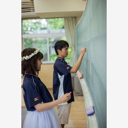 Photo of :albumName taken by phostm