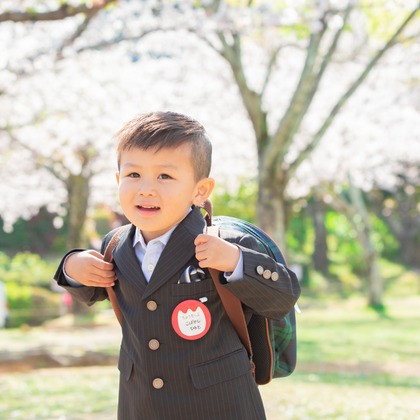 ゆのみふぉとが出張撮影したタンポポ, 分かち合う, ストリートファッションなどが写った「自然な姿や笑顔」の家族写真