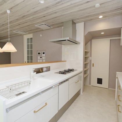 高夏写真店が出張撮影した「家族写真の撮影」の家族写真