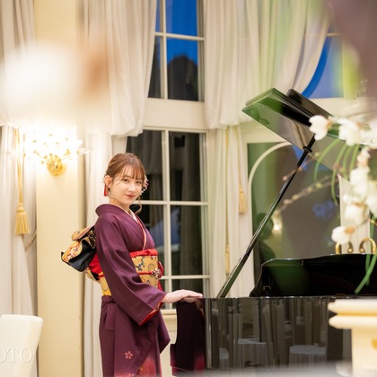 大森光太郎・K-PHOTOが出張撮影したYokohama Ukai-Tei, バトリョハウス, スポーツ会場などが写った「成人式撮影」の家族写真