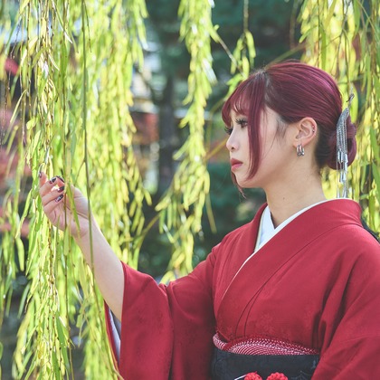 大阪フォトファクトリーが出張撮影した「成人式前撮り」の家族写真