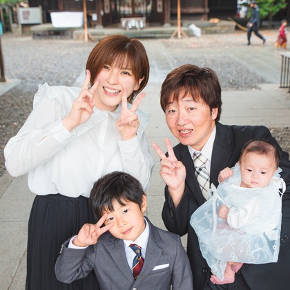 山下　剛が出張撮影した「お宮参り撮影」の家族写真