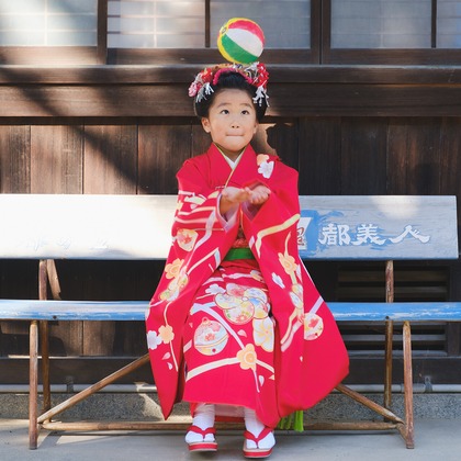 高夏写真店が出張撮影した「七五三の撮影」の家族写真