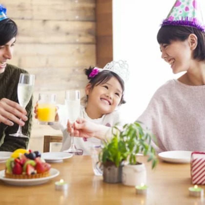 CREATIVE HOUSEが出張撮影した「バースデーフォト」の家族写真