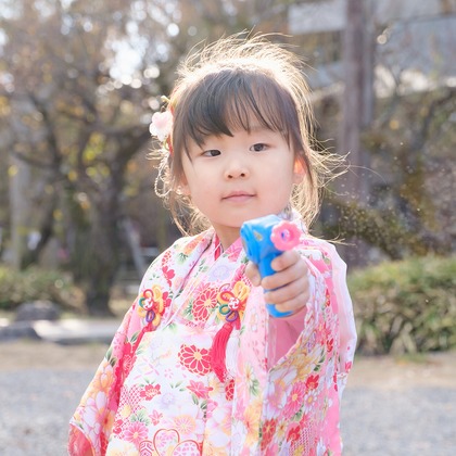 高夏写真店が出張撮影した「七五三の撮影」の家族写真