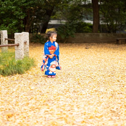 Takushi Yamamoto Photo Officeが出張撮影した「ポートレート」の家族写真