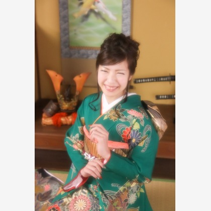 スマイルハンターが出張撮影した家族写真(キッズ,ベビーフォト)などが写った「成人式フォト」の家族写真