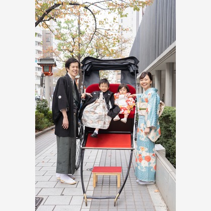 結×繋photoが出張撮影した衣類, 着物, 女の子が写ったエンゲージメントフォトの写真