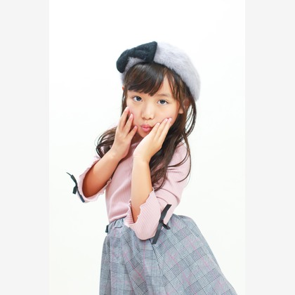 高橋 透（Coo&Sea STUDIO代表）が出張撮影した「キッズプロフィールフォト」の家族写真