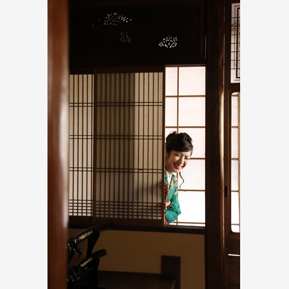 スマイルハンターが出張撮影した家族写真(キッズ,ベビーフォト)などが写った「成人式フォト」の家族写真