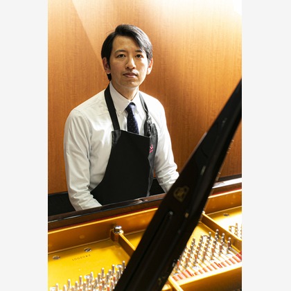 布川航太が撮影した「職人撮影-調律師」の写真