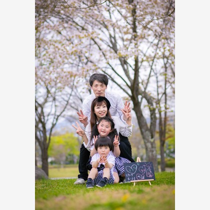 酒井大輔が出張撮影した家族写真, 植物, 七五三が写った家族写真の出張撮影/七五三フォトの写真