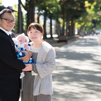 アトリエ　エピカ/清水　一哉が出張撮影したソーダライト, 植物, お宮参りなどが写った「家族写真」の家族写真