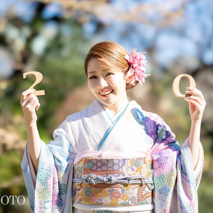 大森光太郎・K-PHOTOが出張撮影した「成人式撮影」の家族写真