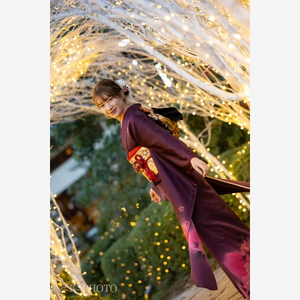 大森光太郎・K-PHOTOが出張撮影したYokohama Ukai-Tei, バトリョハウス, スポーツ会場などが写った「成人式撮影」の家族写真