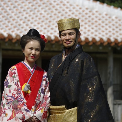 琉球幻想写真ウェディングフォト沖縄が撮影したウェディングや家族、ビジネスの写真