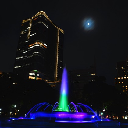 鈴木賢志が撮影した旅行先の記念撮影の写真