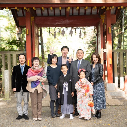 Takushi Yamamoto Photo Officeが出張撮影した「ポートレート」の家族写真