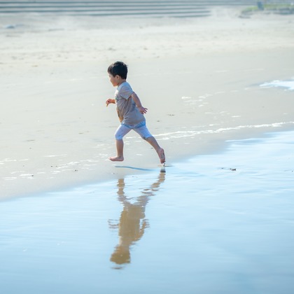高橋 千尋が出張撮影した「海」の家族写真
