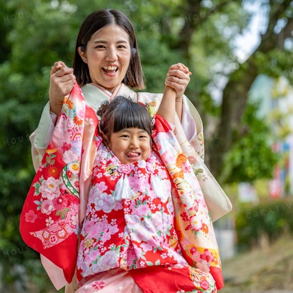 CREATIVE HOUSEが出張撮影した「七五三」の家族写真