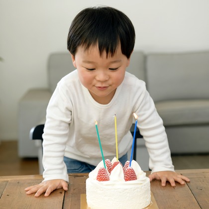 CREATIVE HOUSEが出張撮影した「バースデーフォト」の家族写真